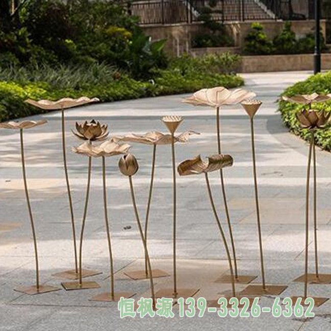 不锈钢锻造荷花装饰雕塑 (1)