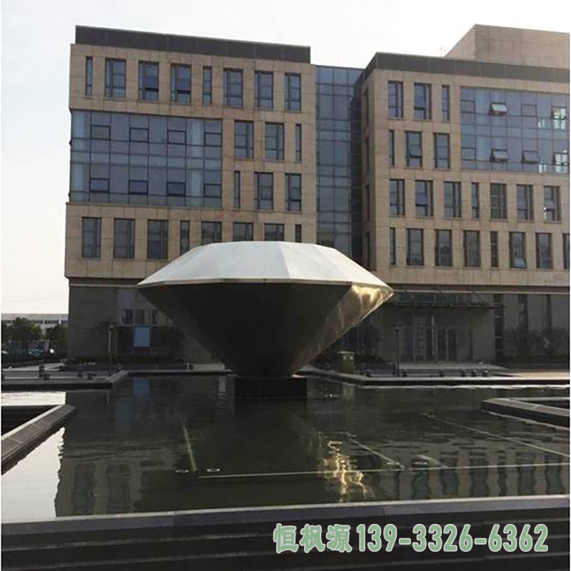 不锈钢钻石雕塑，不锈钢广场雕塑