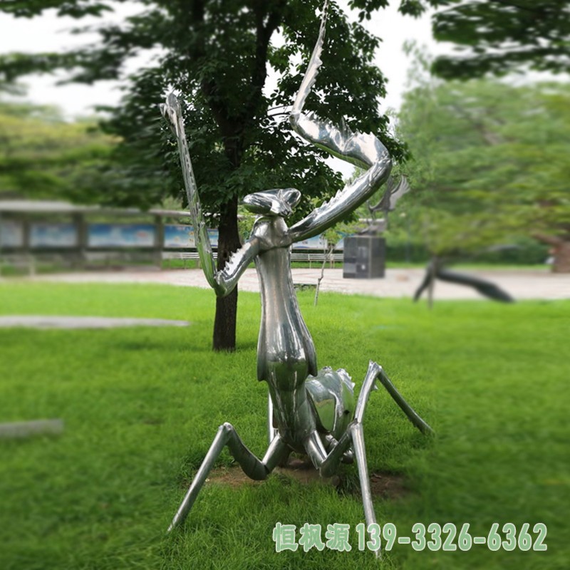 不锈钢螳螂雕塑 (3)[1]
