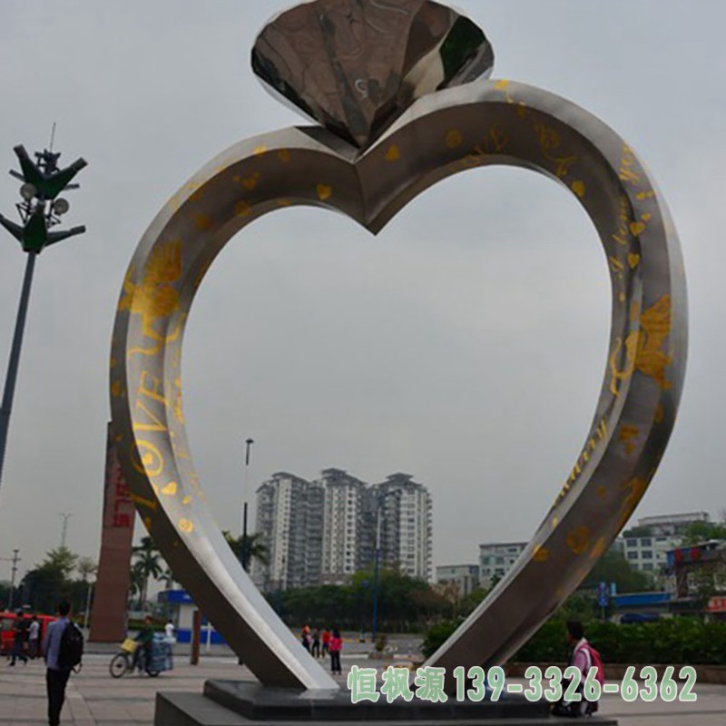 不锈钢钻戒 广场景观雕塑