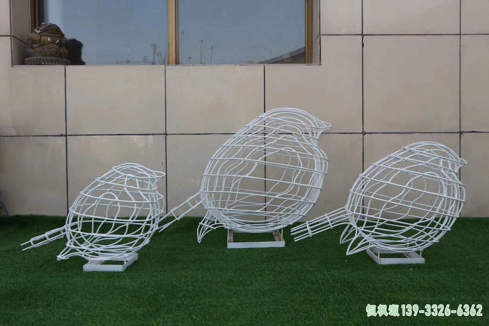 不锈钢镂空鸟雕塑 (2)