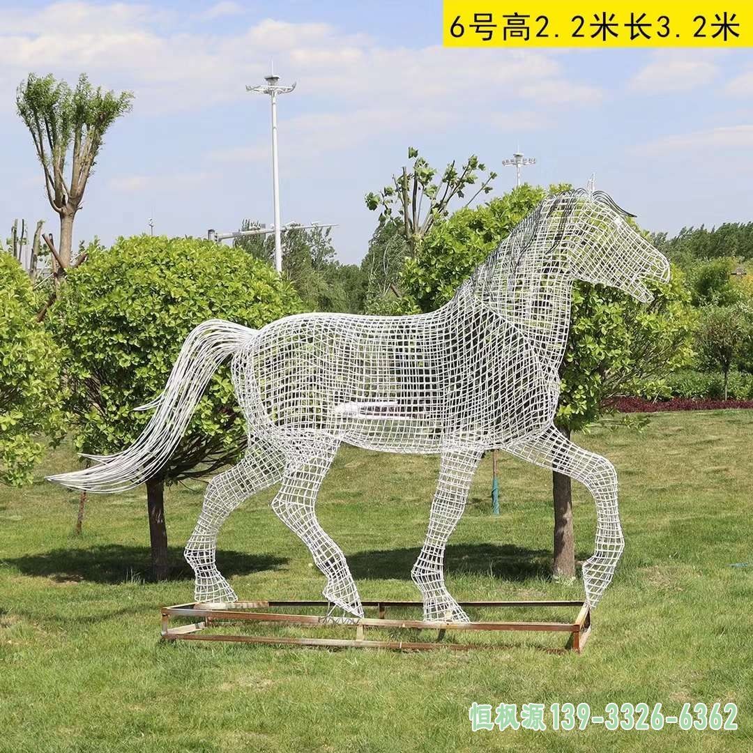 不锈钢镂空马雕塑 (17)