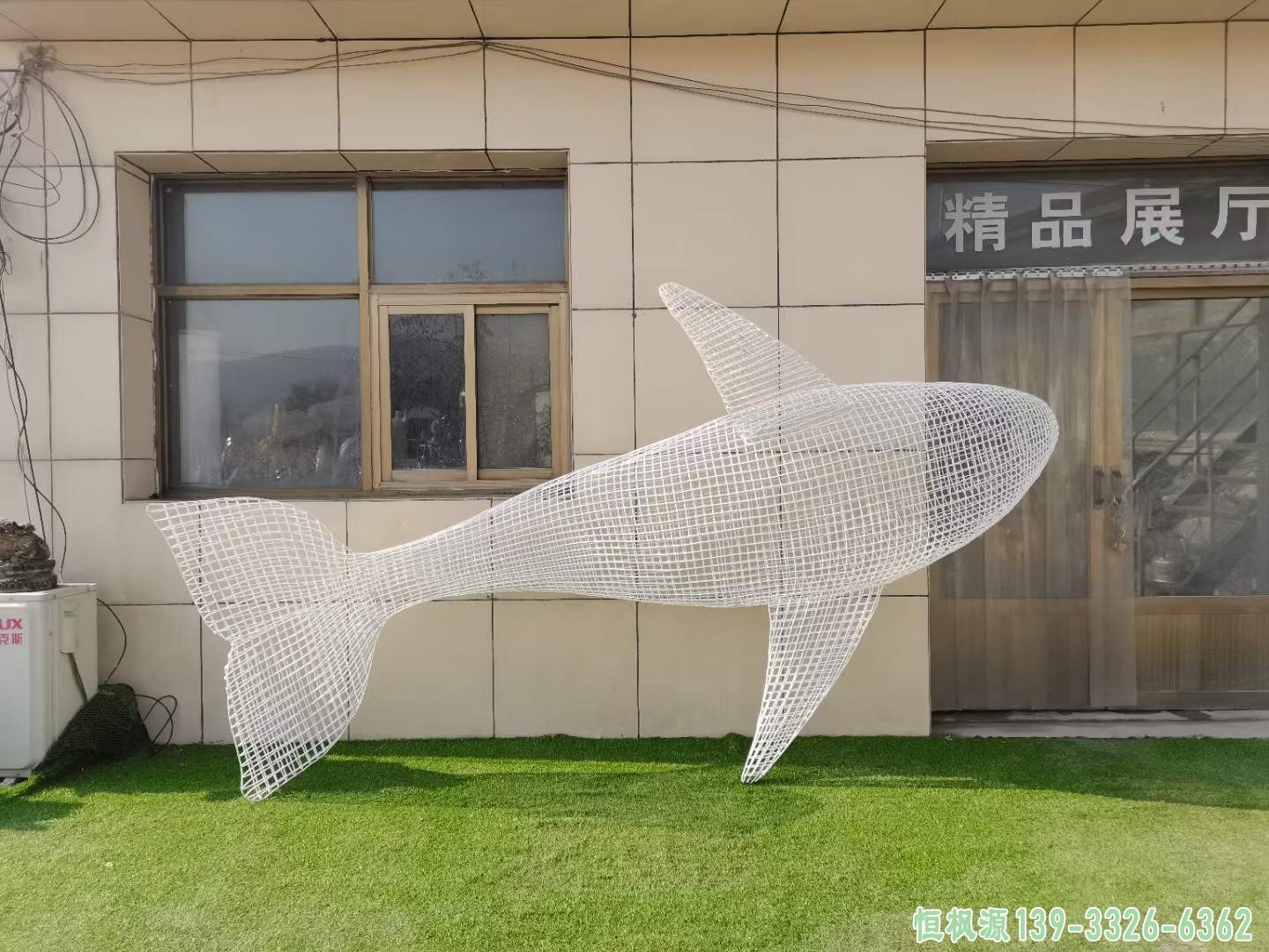 不锈钢镂空鲸鱼雕塑 (4)