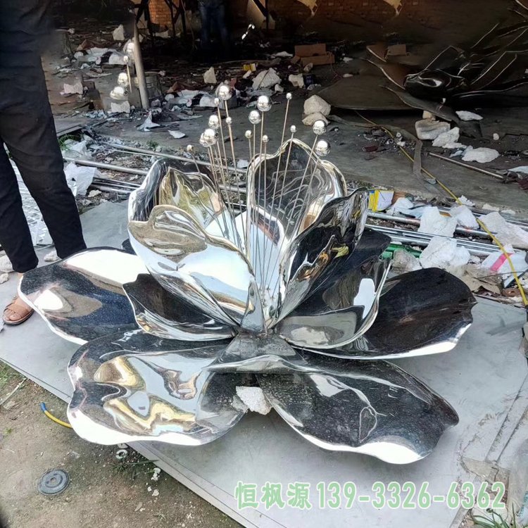 荷花不锈钢雕塑 (2)