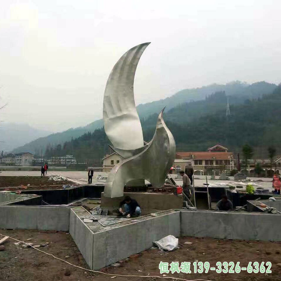 大型翅膀不锈钢公园雕塑