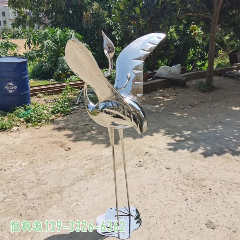 不锈钢园林镜面仙鹤雕塑 (2)