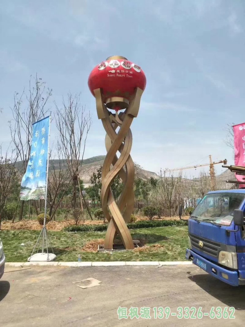 不锈钢灯笼景观广场雕塑