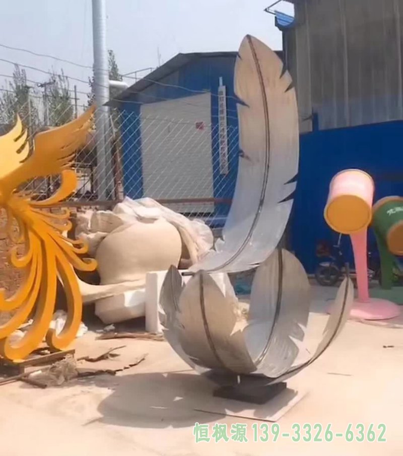 不锈钢羽毛雕塑 (2)