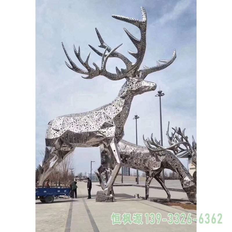 大型鹿不锈钢雕塑
