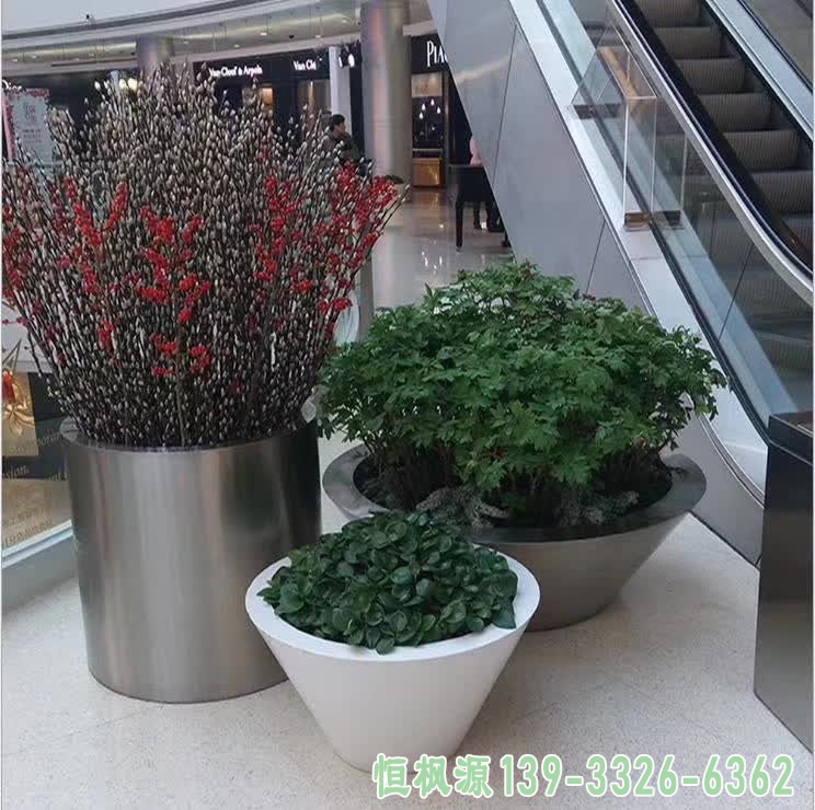 不锈钢镜面花盆雕塑 (1)
