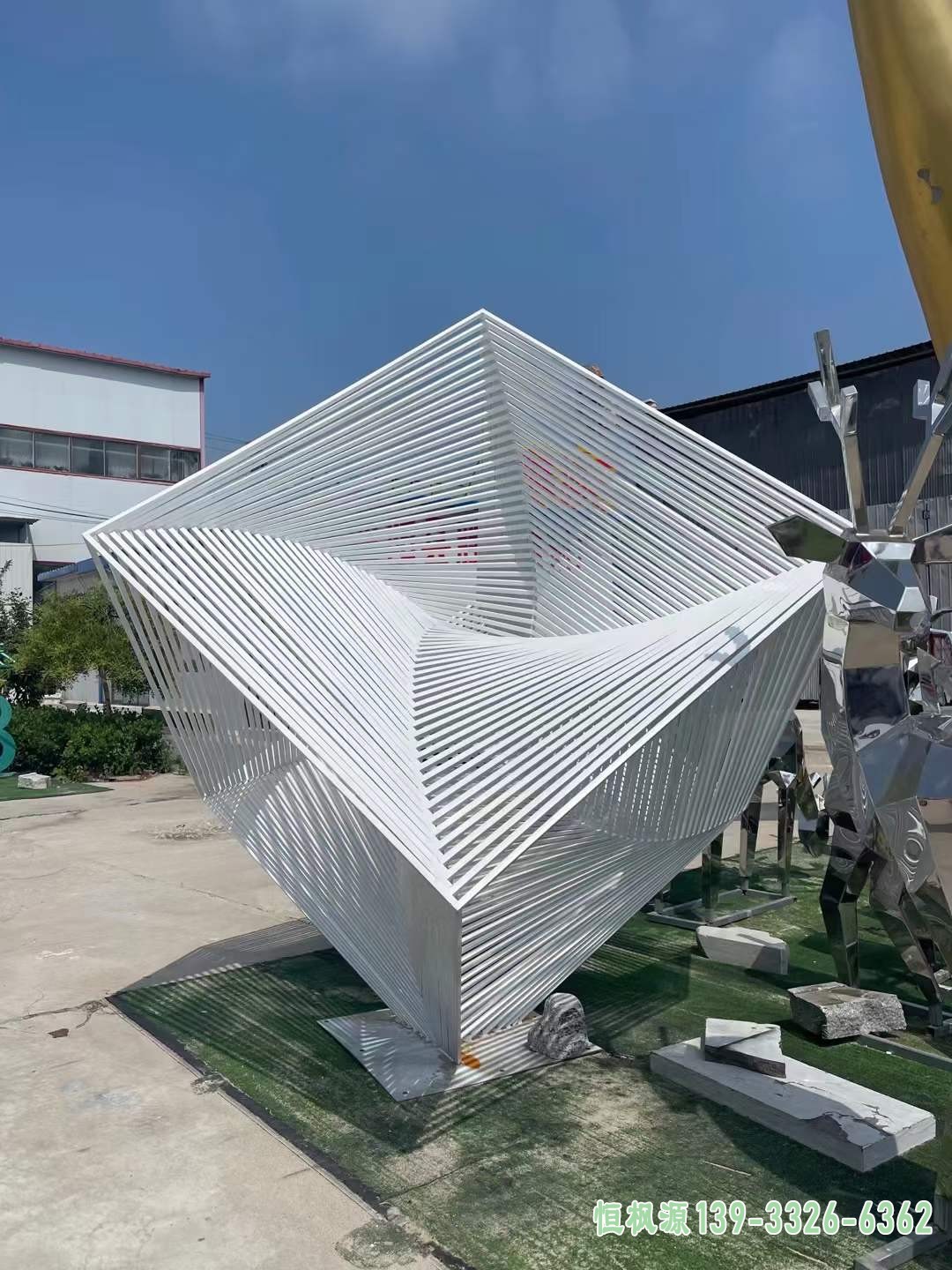 镂空魔方 (2)
