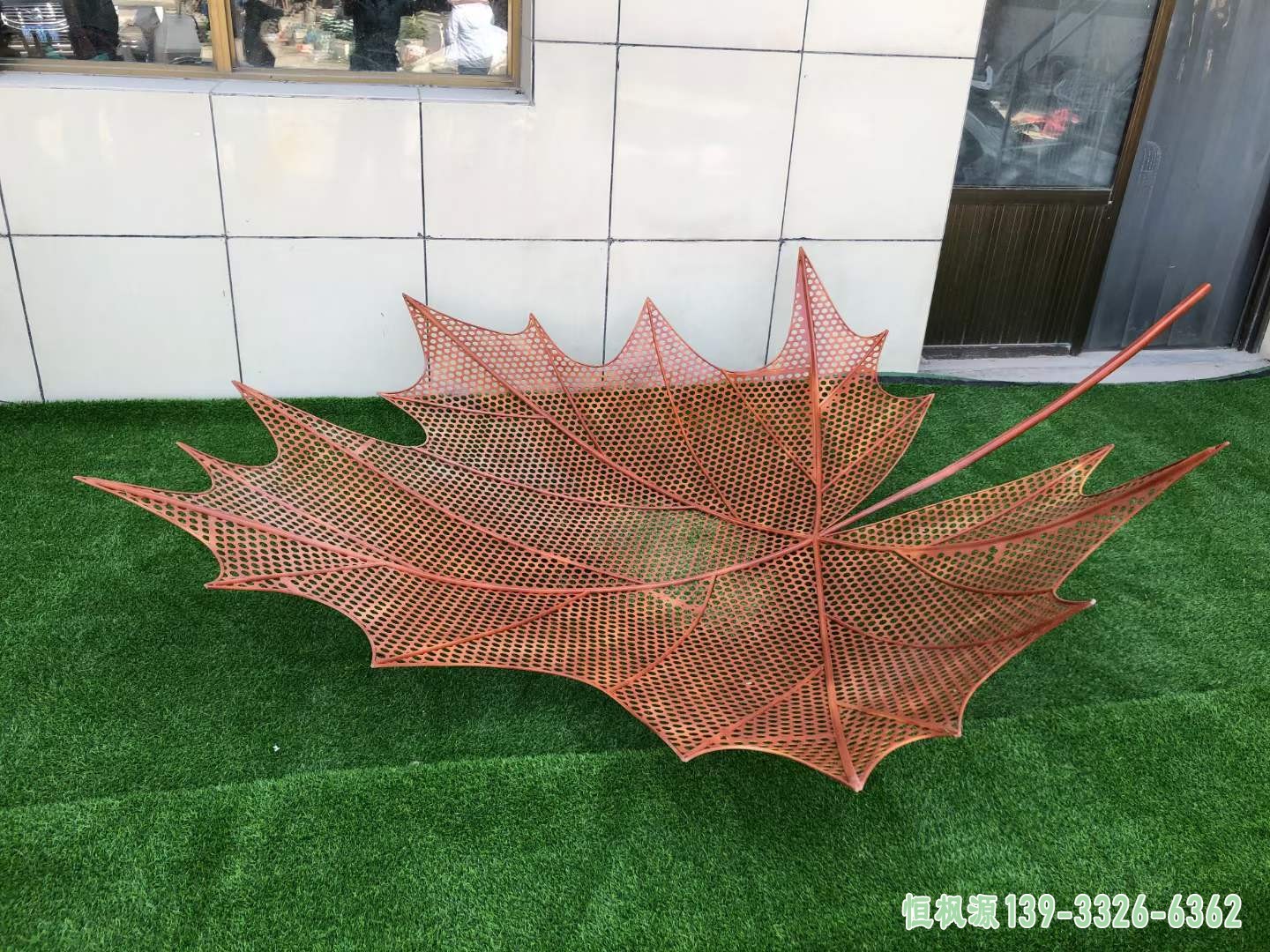 不锈钢枫叶雕塑 (6)
