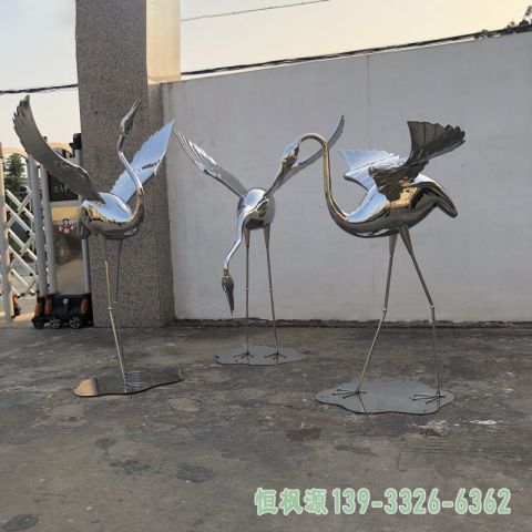 锻造仙鹤不锈钢动物雕塑 