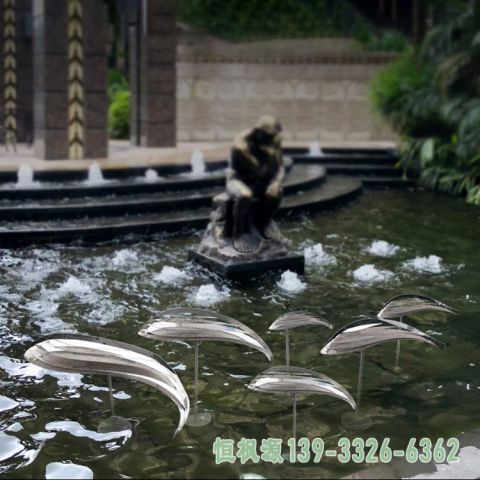 庭院不锈钢鱼雕塑
