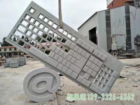 键盘不锈钢抽象雕塑