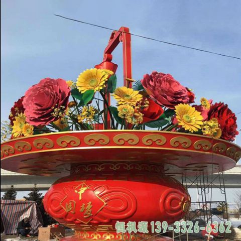 花盆广场不锈钢雕塑