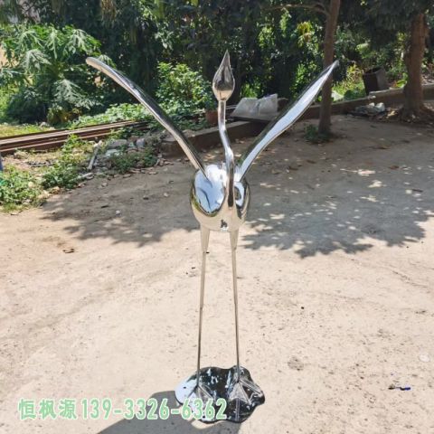 园林镜面仙鹤不锈钢雕塑
