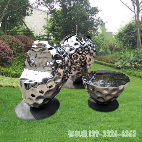 不锈钢园林草莓座椅雕塑