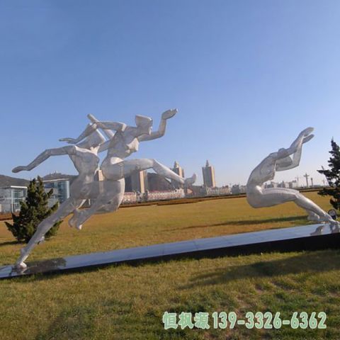 园林不锈钢跳远雕塑