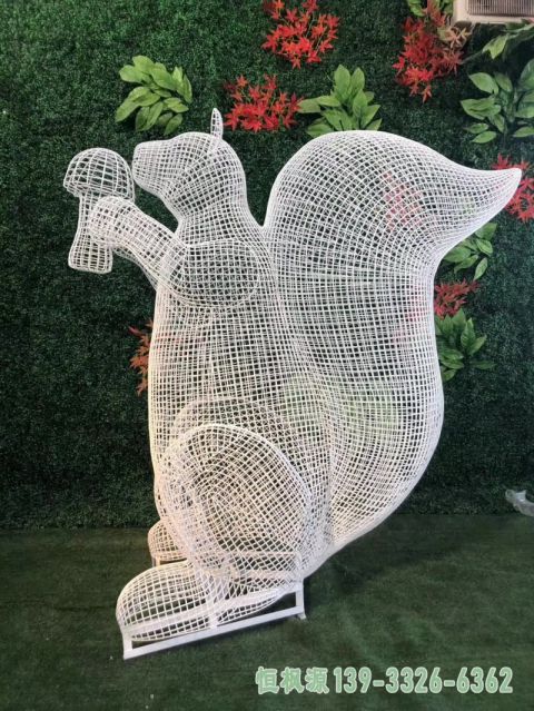不锈钢松鼠动物雕塑
