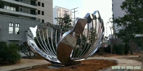 不锈钢镂空扇贝城市雕塑