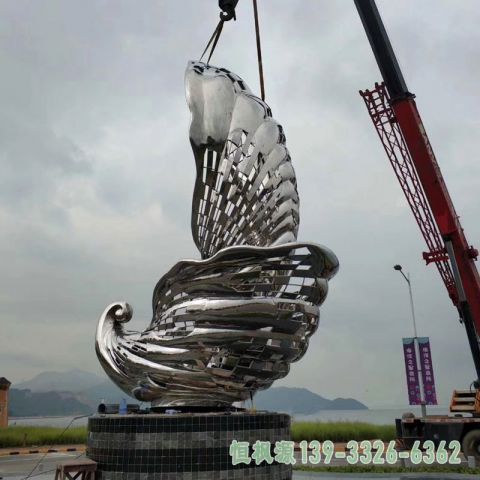 海螺广场不锈钢动物雕塑