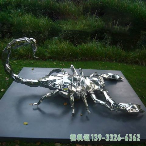 不锈钢园林蝎子雕塑