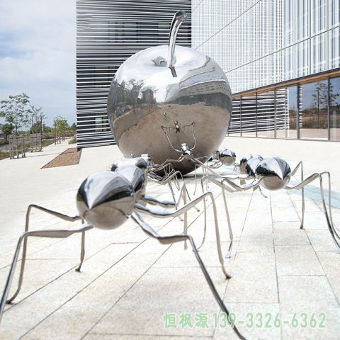 苹果园林不锈钢雕塑