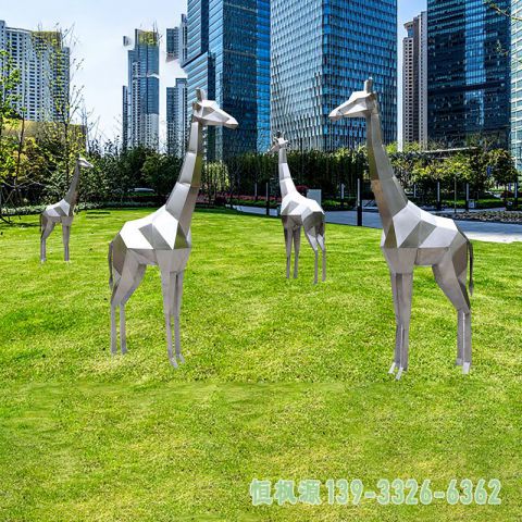 都市小鹿不锈钢雕塑