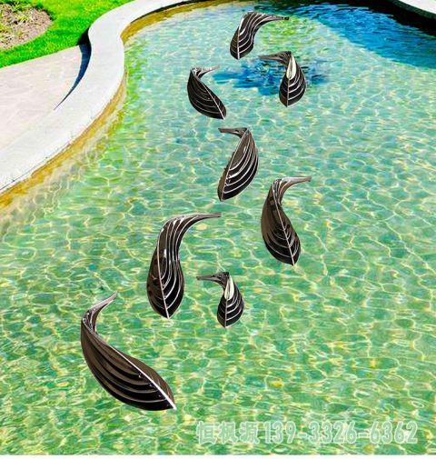 不锈钢小鱼广场雕塑