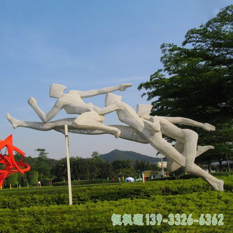 不锈钢跨栏公园人物雕塑