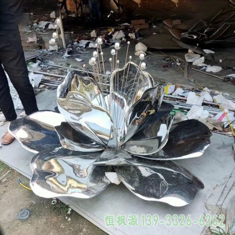 荷花园林不锈钢景观雕塑