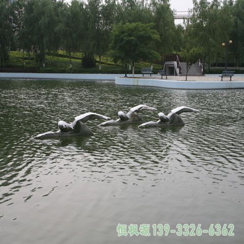 游泳园林不锈钢人物雕塑