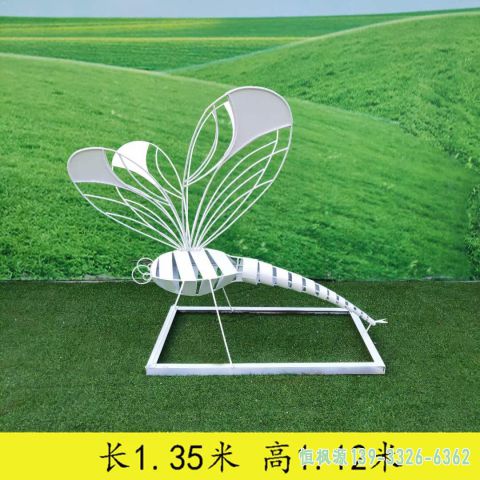 蜻蜓园林不锈钢雕塑