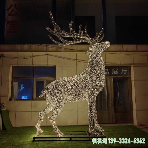 镂空鹿城市不锈钢景观雕塑