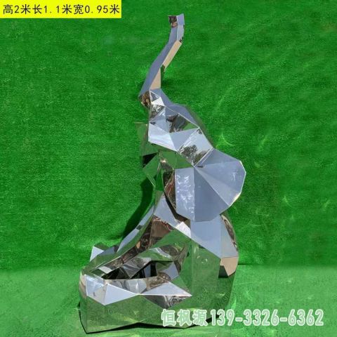 广场不锈钢镜面大象雕塑