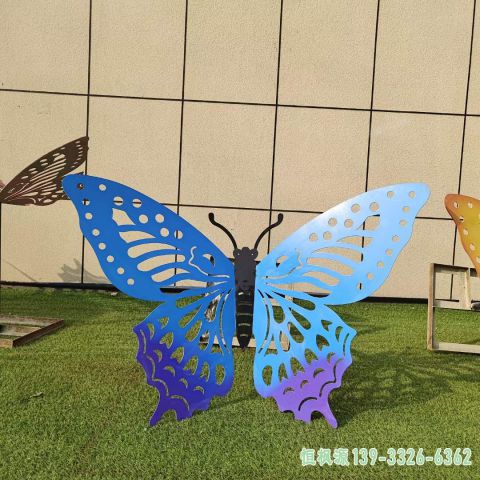 彩绘蝴蝶都市不锈钢雕塑