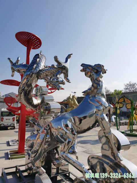 龙户外不锈钢景观雕塑