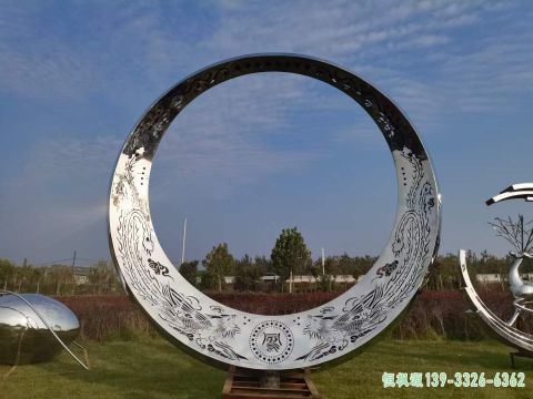 不锈钢园林圆环景观雕塑
