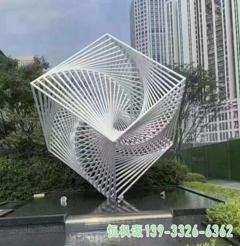 镂空魔方小区不锈钢雕塑