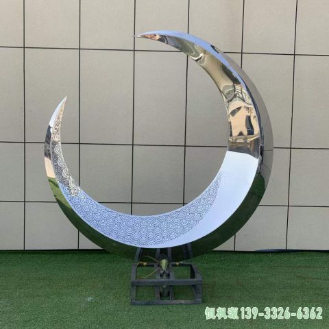 镜面月亮户外不锈钢雕塑