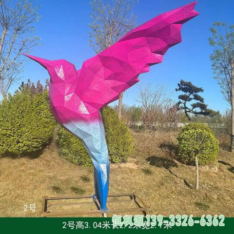 户外不锈钢彩绘鸟雕塑