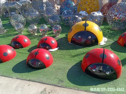 户外瓢虫不锈钢彩绘雕塑