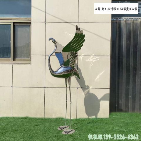 小区镜面火烈鸟不锈钢雕塑
