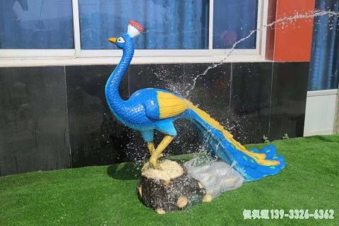 不锈钢企业彩绘孔雀雕塑