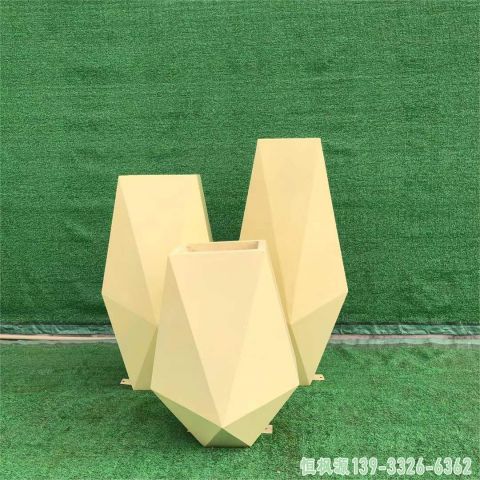 不锈钢几何花盆广场雕塑