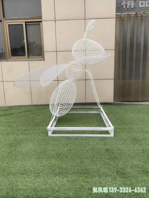 园林镂空蚂蚁不锈钢雕塑