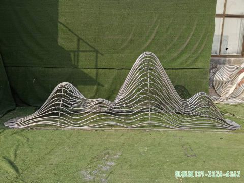 广场不锈钢镂空假山雕塑