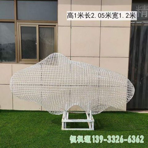 云朵广场不锈钢艺术雕塑