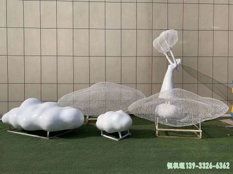 云朵户外不锈钢艺术雕塑